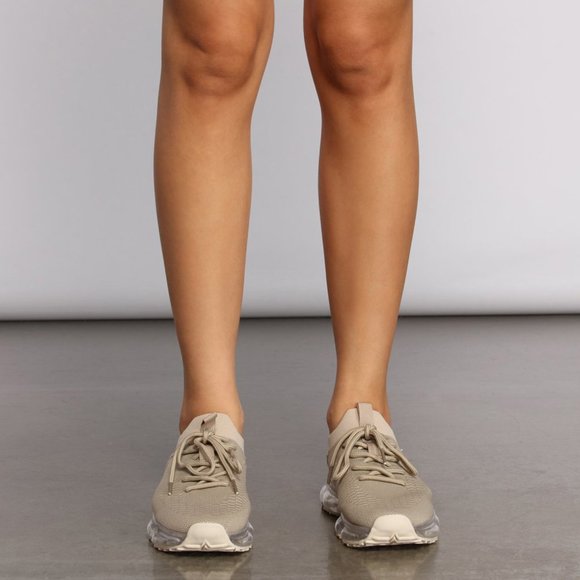 NEW🔥Dark Beige Stretch Knitted Transparent Cushion Air Bubble Sneakers Lace-Up - Picture 4 of 9